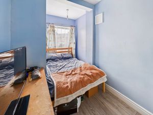 Photo 28- click for photo gallery